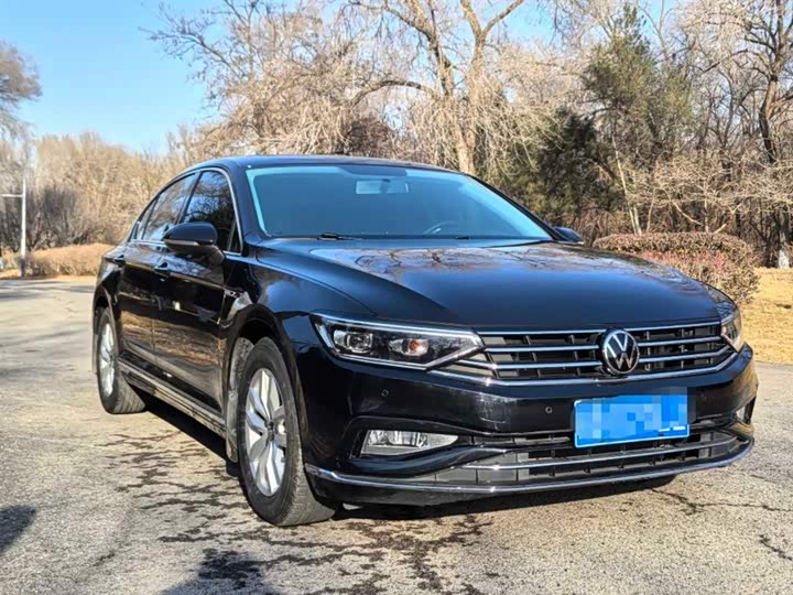 Фото 3 - Volkswagen Magotan