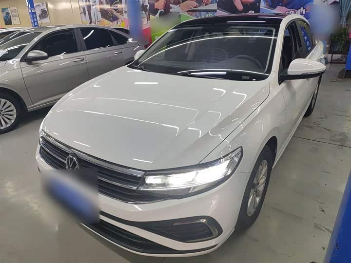 Фото 1 - Volkswagen Bora