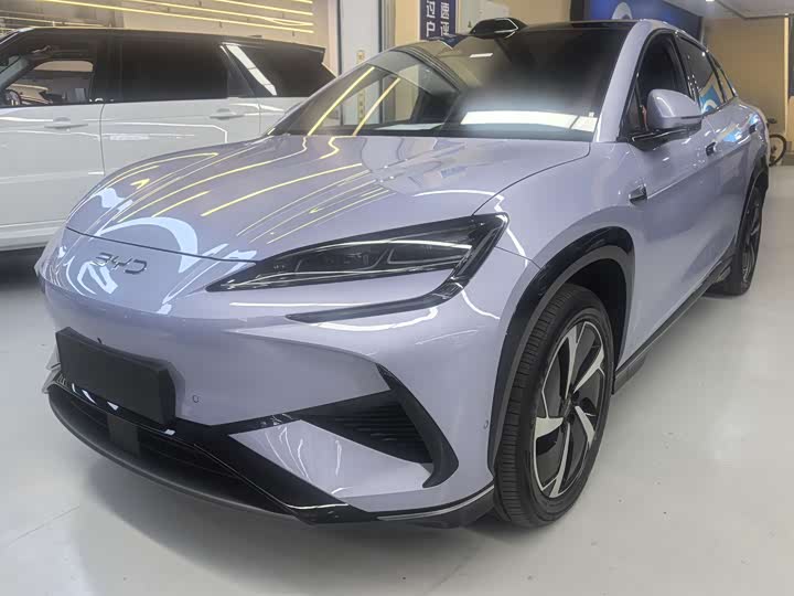 Фото 1 - BYD Sea Lion 07 EV