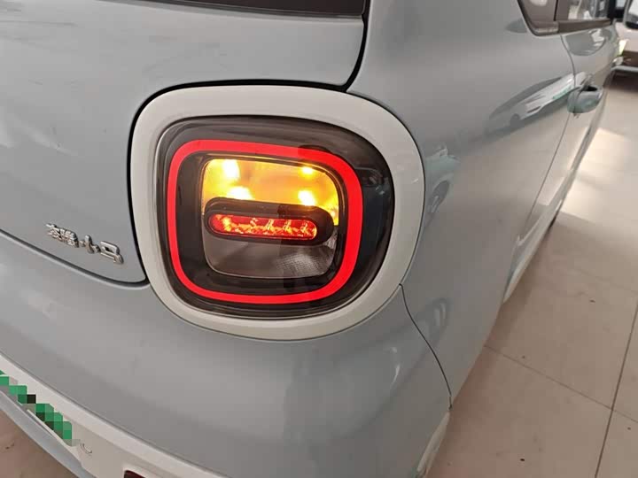 Фото 8 - Bestune Pony