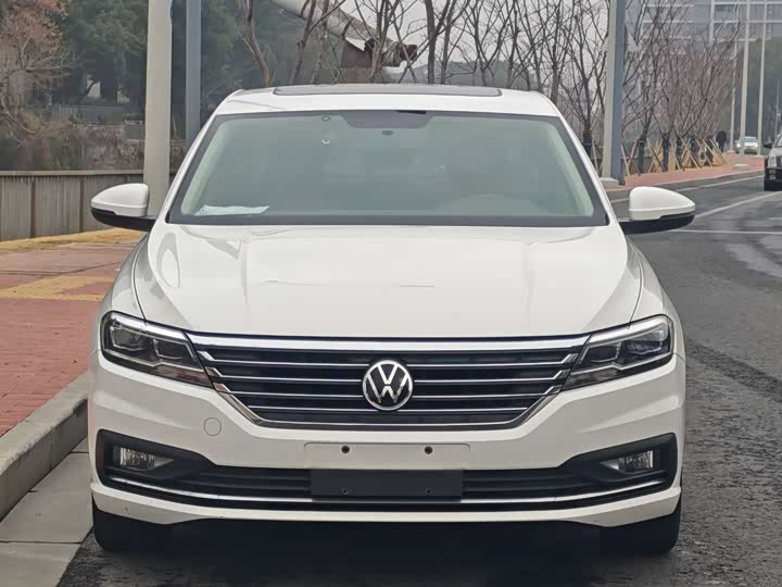 Фото 2 - Volkswagen Lavida