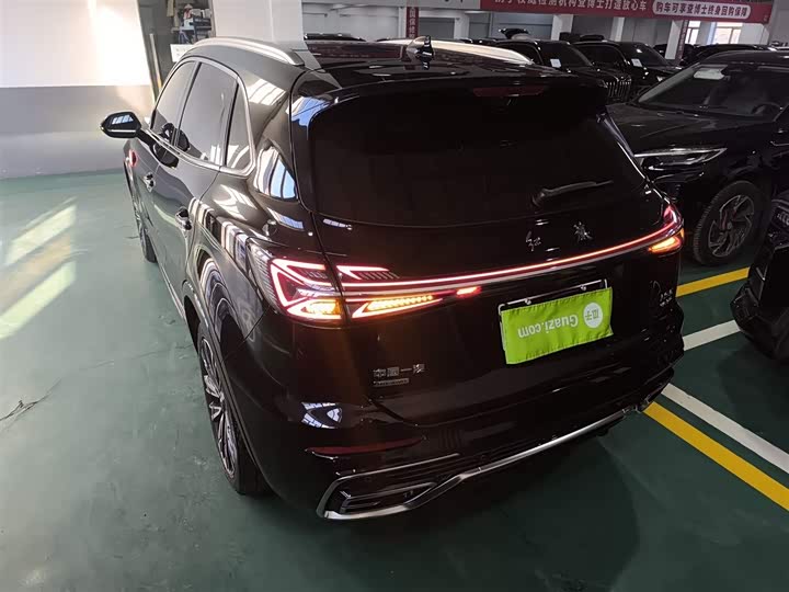Фото 5 - Hongqi HS5
