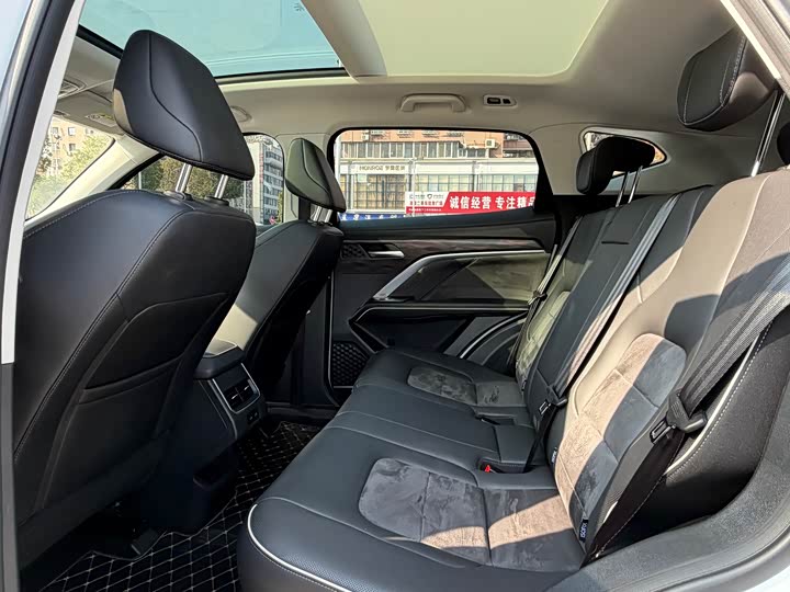 Фото 8 - Haval H6