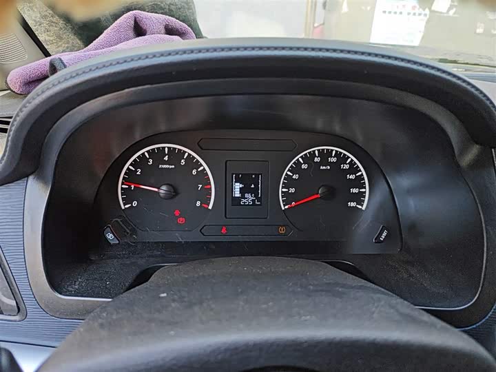 Фото 4 - Dongfeng Forthing Lingzhi M5