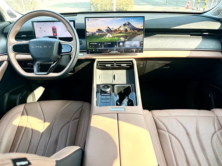 Фото 4 - Chery Tiggo 8L