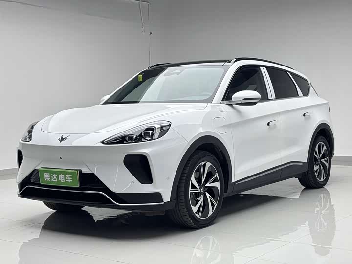 Фото 1 - BAIC Arcfox Alpha T6