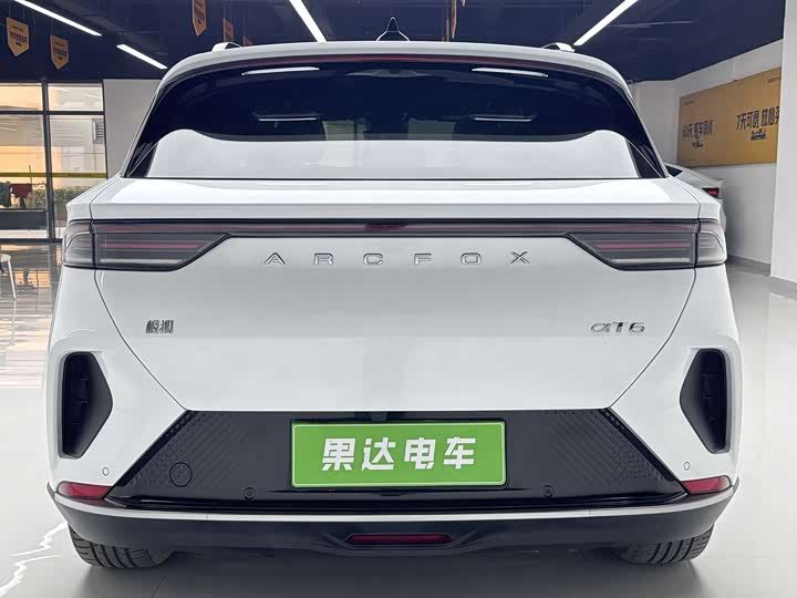 Фото 6 - BAIC Arcfox Alpha T6