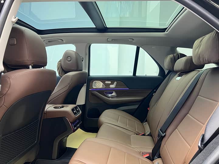 Фото 8 - Mercedes-Benz GLE-Class