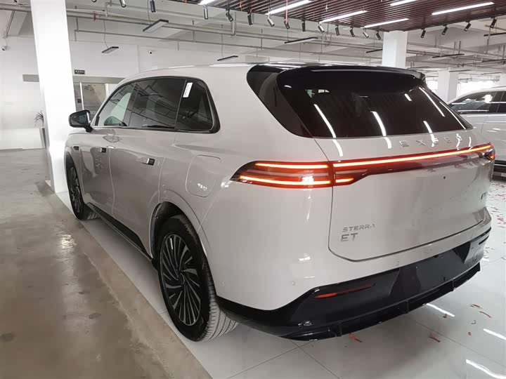 Фото 5 - Exeed Sterra ET