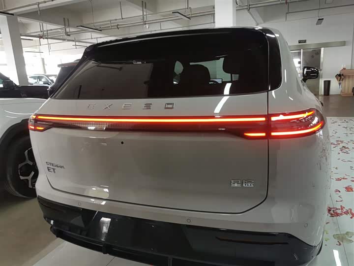 Фото 6 - Exeed Sterra ET