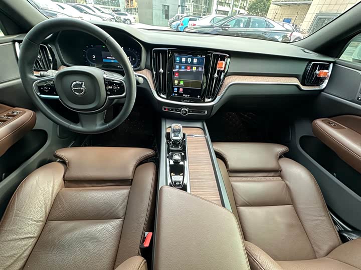 Фото 7 - Volvo S60