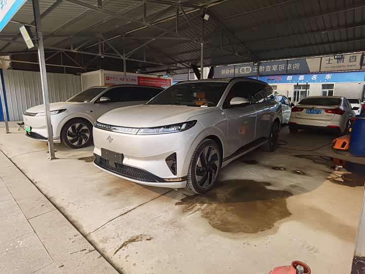 Фото 1 - Dongfeng Yipai eπ 008