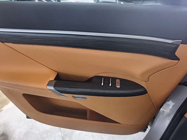 Фото 7 - Dongfeng Yipai eπ 008