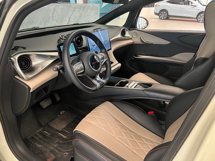 Фото 6 - BYD Dolphin