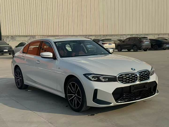 Фото 2 - BMW 3 Series