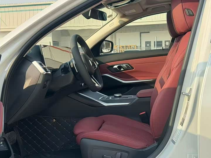 Фото 3 - BMW 3 Series