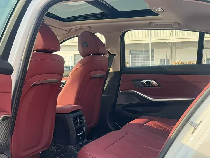 Фото 5 - BMW 3 Series