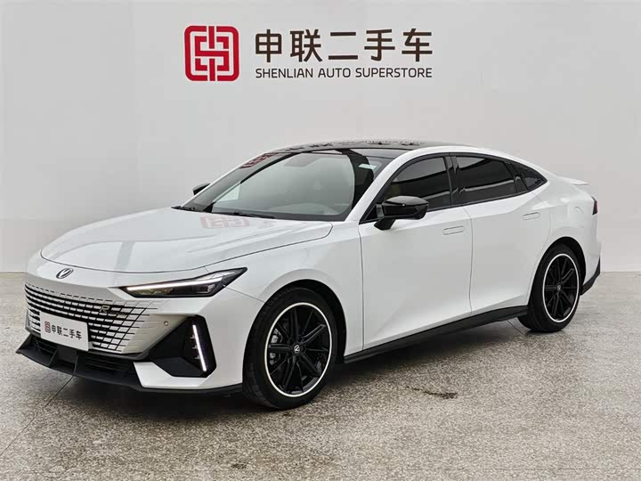 Фото 1 - Changan UNI-V