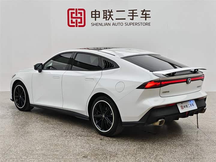 Фото 4 - Changan UNI-V