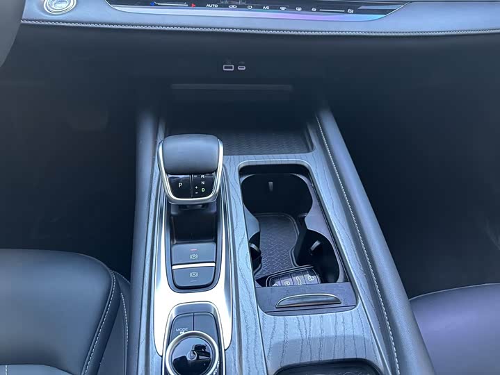 Фото 9 - Chery Arrizo 8