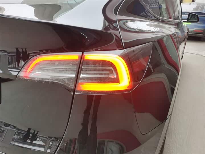 Фото 8 - Tesla Model Y