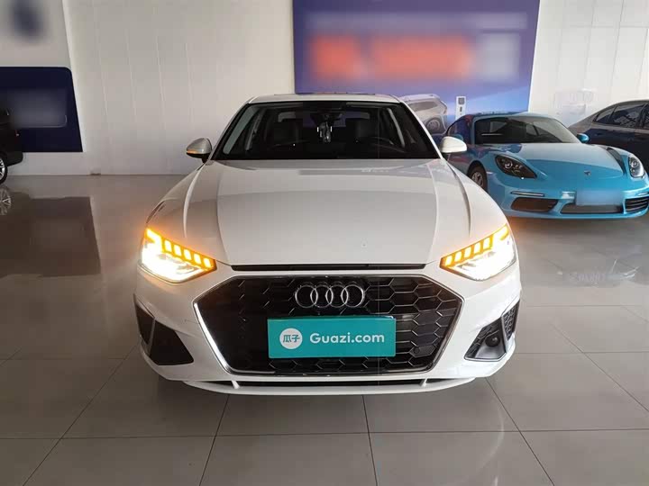 Фото 3 - Audi A4L