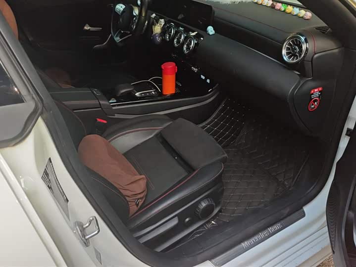 Фото 8 - Mercedes-Benz CLA-Class