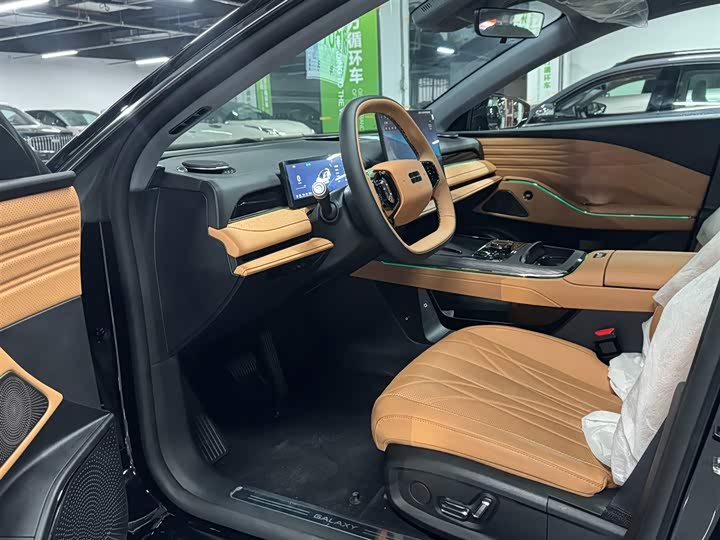 Фото 6 - Geely Galaxy Starshine 8 EM-i