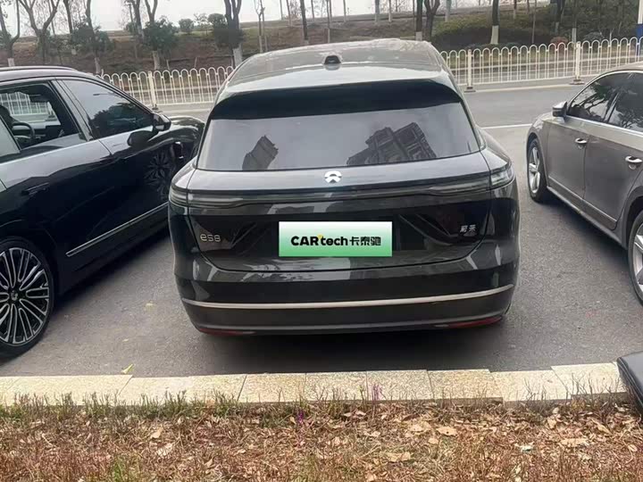 Фото 8 - Nio ES8