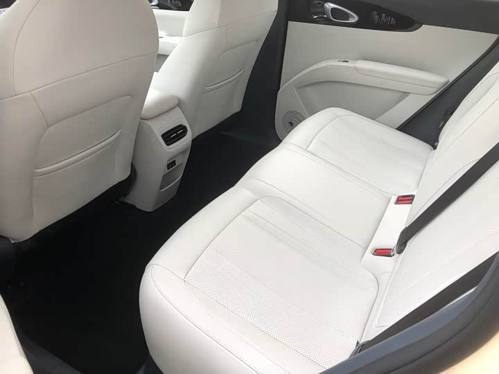 Фото 7 - Geely Galaxy Geome