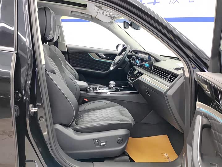 Фото 8 - Hongqi HS5