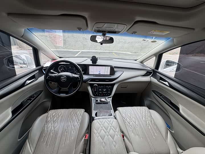 Фото 6 - Buick GL8 ES