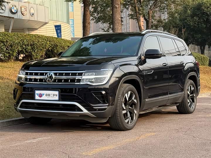 Фото 1 - Volkswagen Teramont Pro