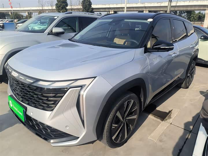 Фото 1 - Geely Atlas L