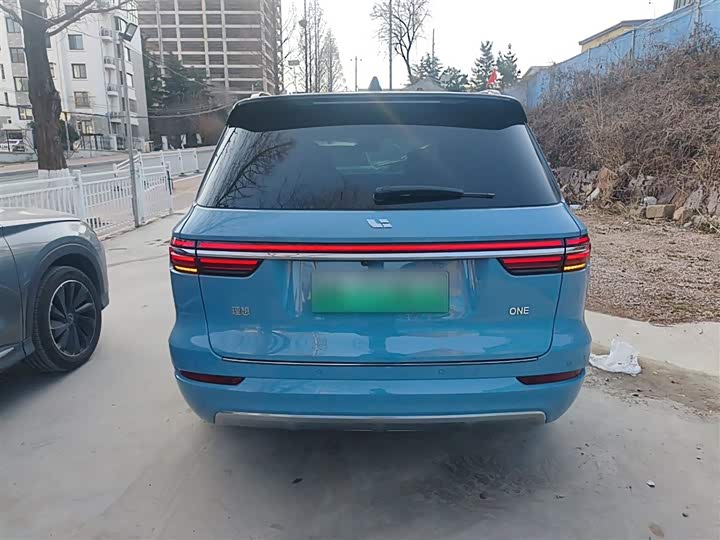 Фото 6 - LiXiang One