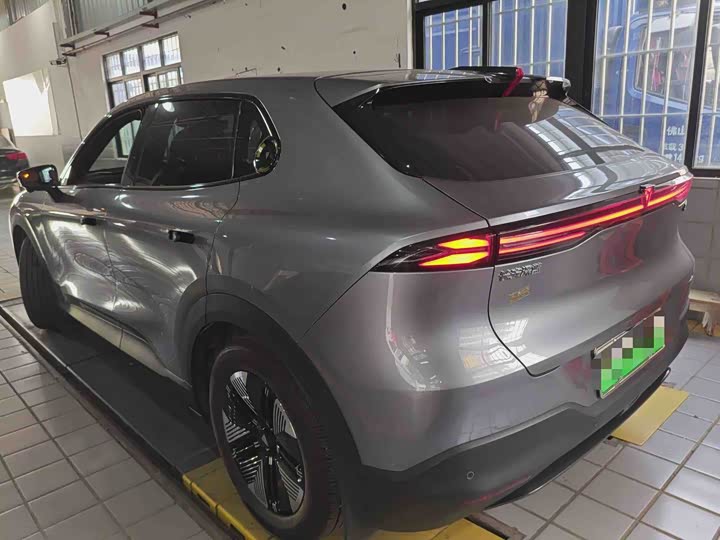 Фото 4 - Changan Deepal S05