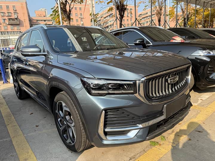 Фото 3 - Geely Monjaro