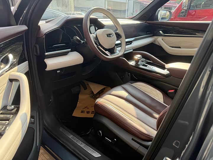 Фото 4 - Geely Monjaro