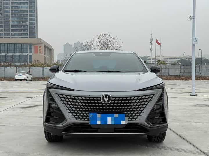 Фото 2 - Changan UNI-T