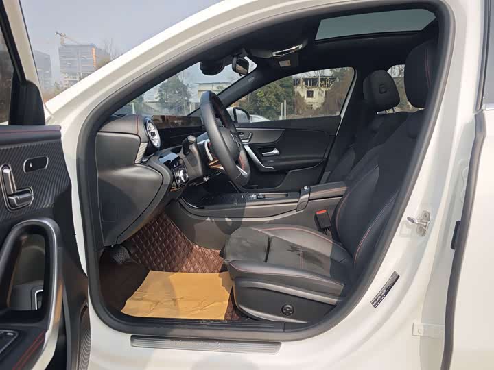 Фото 5 - Mercedes-Benz A-Class