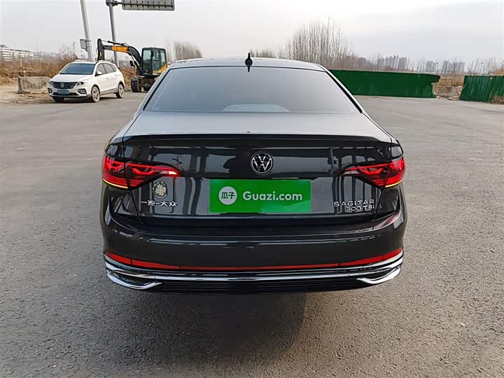 Фото 6 - Volkswagen Sagitar L