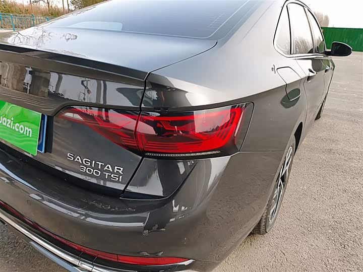 Фото 8 - Volkswagen Sagitar L