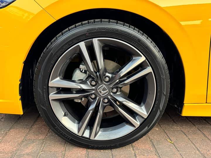 Фото 5 - Honda Integra