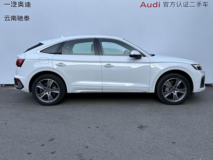 Фото 6 - Audi Q5L Sportback
