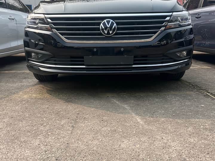 Фото 2 - Volkswagen Lavida
