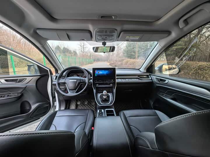 Фото 8 - Haval M6