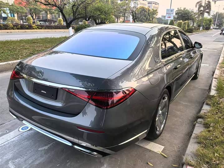 Фото 5 - Mercedes-Benz Maybach S-Class