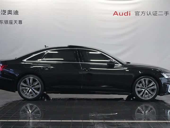 Фото 4 - Audi A6L