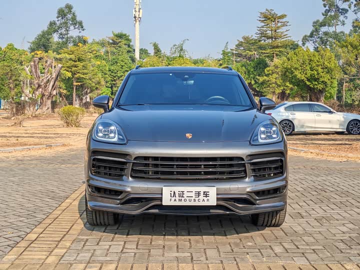 Фото 2 - Porsche Cayenne