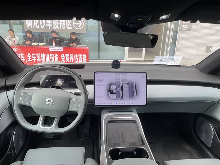 Фото 6 - Nio ET5T